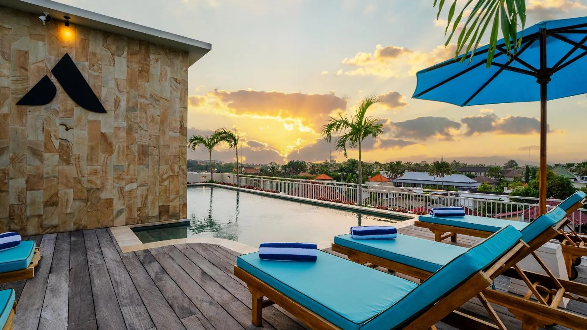 Avanya Luxury Apartment Center Of Seminyak