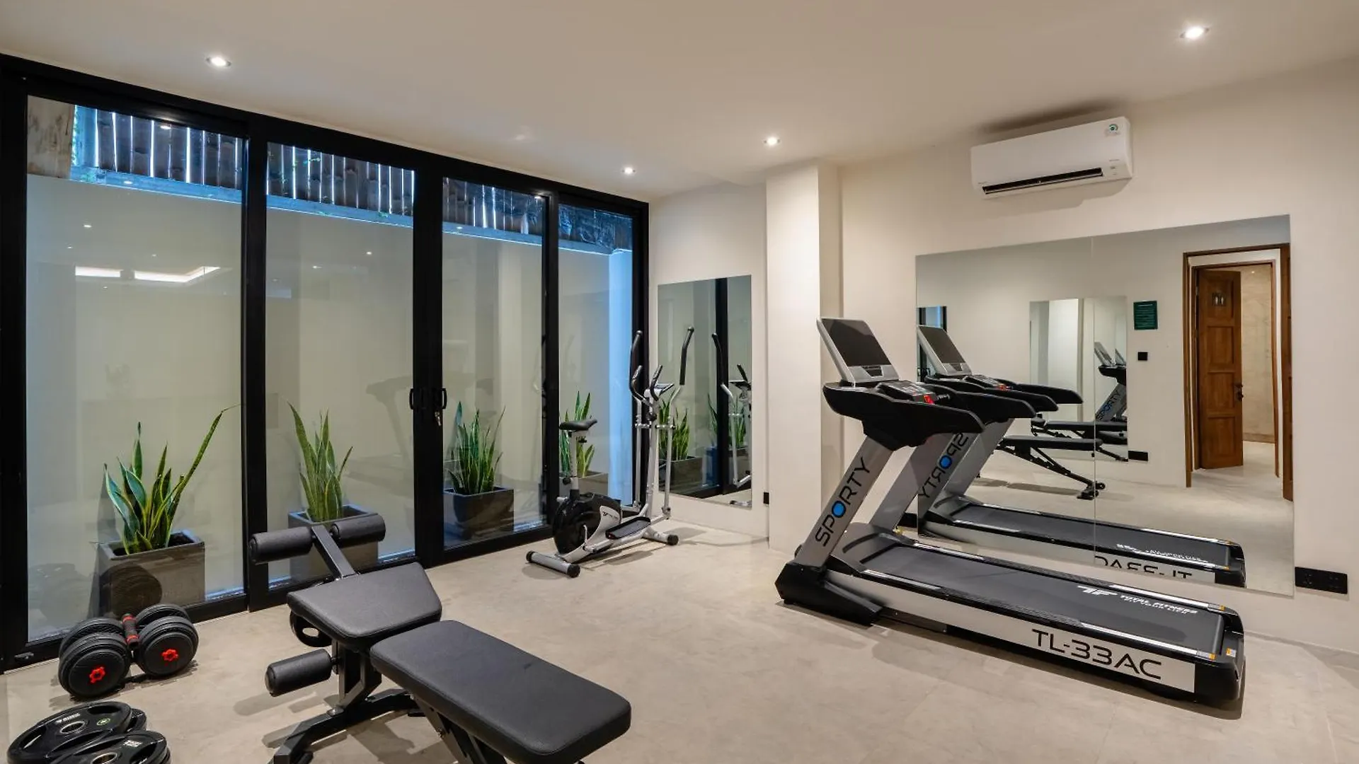 Avanya Luxury Apartment Center Of Seminyak Indonesien