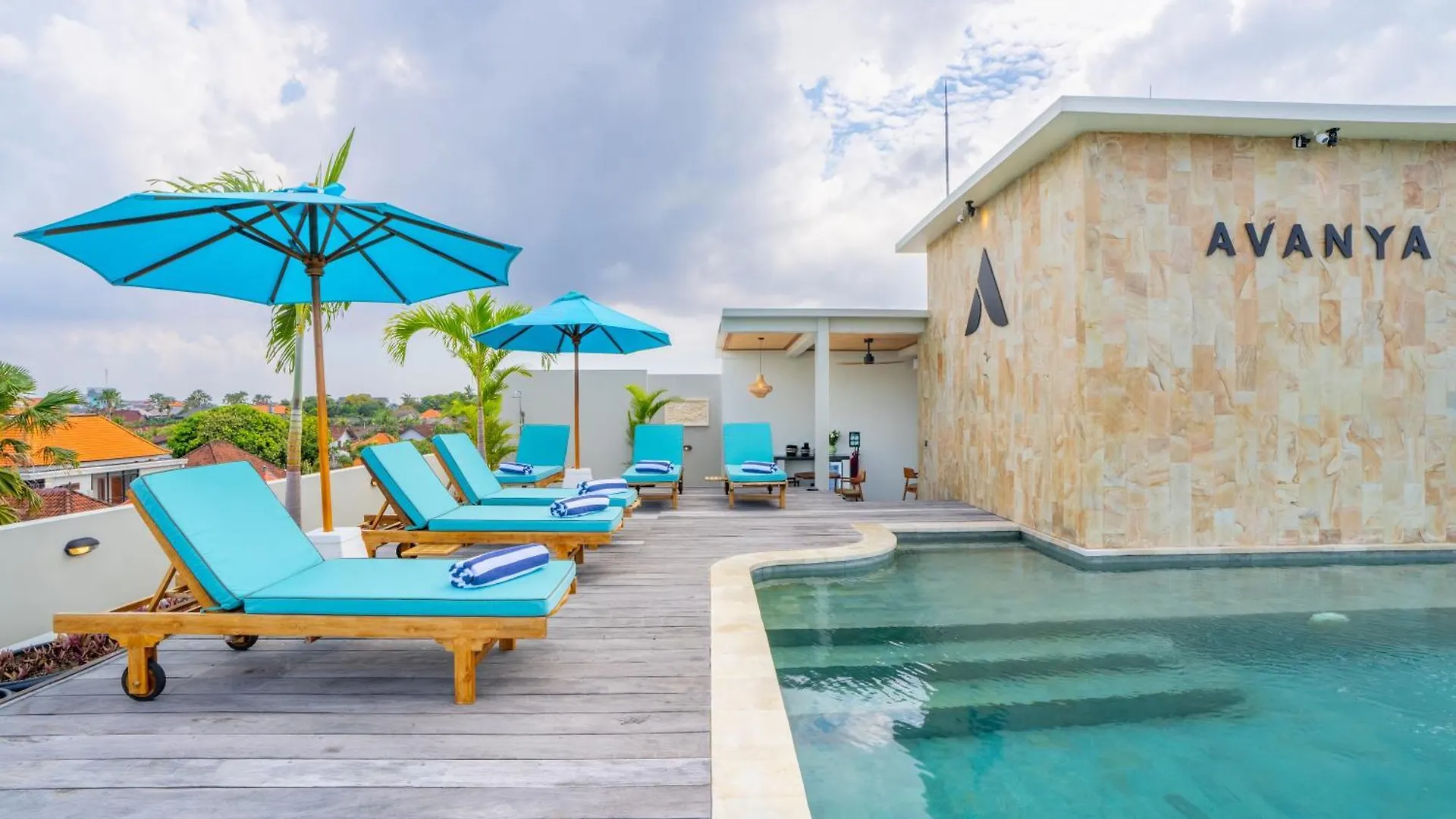 Avanya Luxury Apartment Center Of Seminyak Aparthotel
