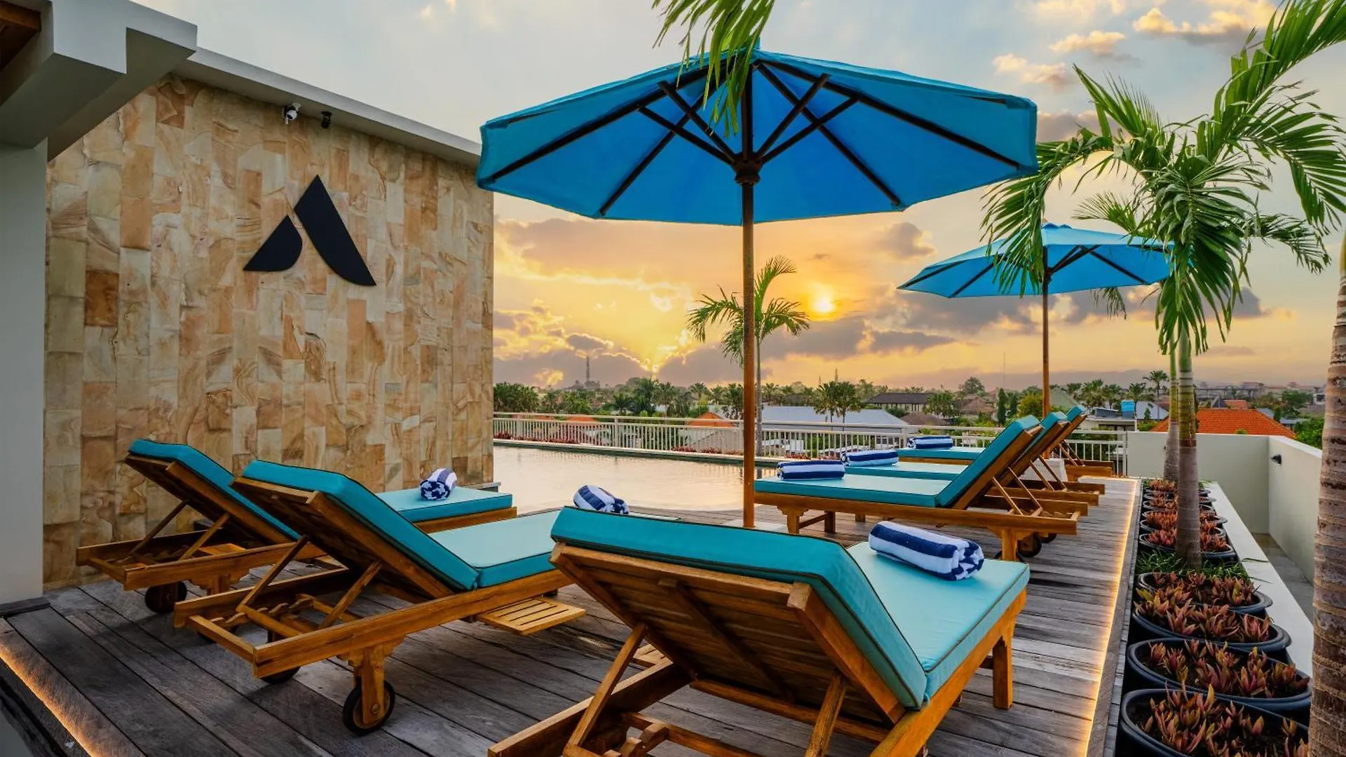 Avanya Luxury Apartment Center Of Seminyak
