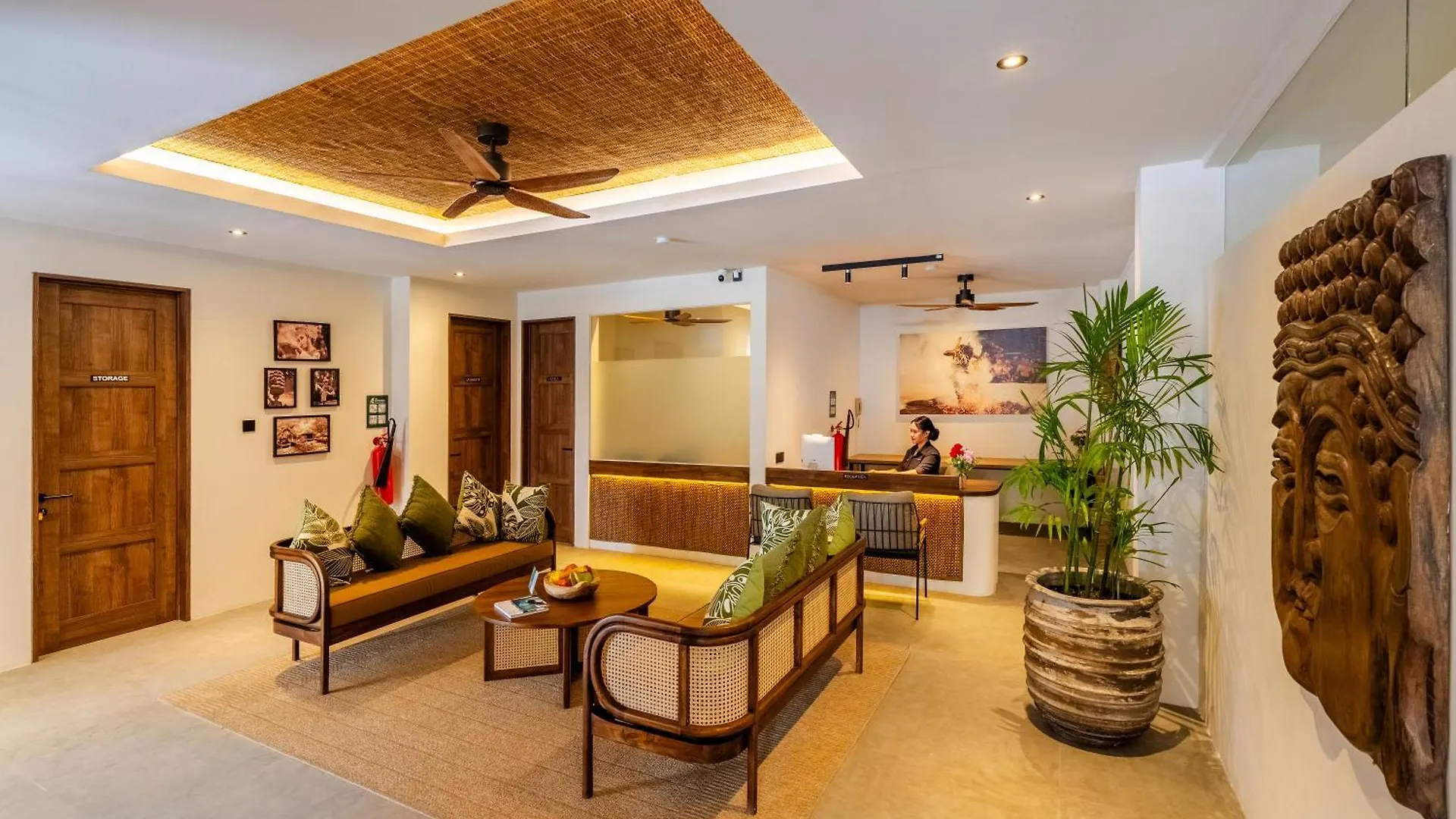 Avanya Luxury Apartment Center Of Seminyak Aparthotel